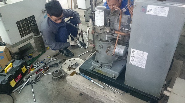 Dịch vụ sửa chữa máy nén khí trục vít tại Hà Nội